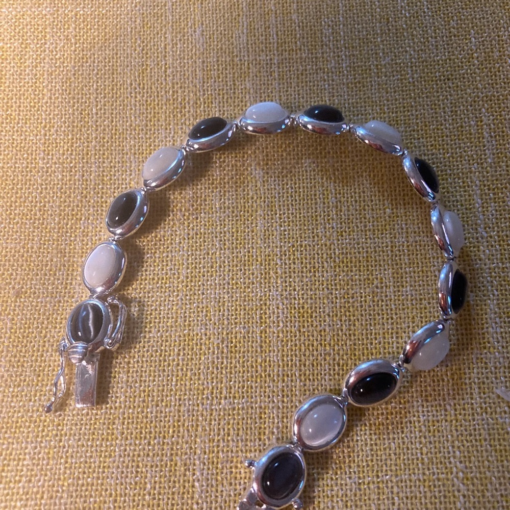 Black&White cats eye bracelet set in 925 SS